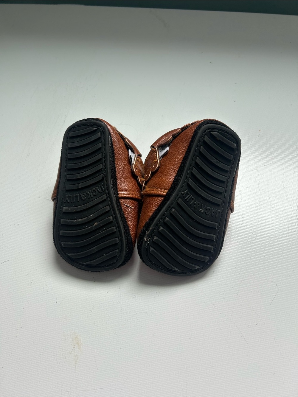 3/25 jack and lily 0-6 month shoes - Picture 2 of 3